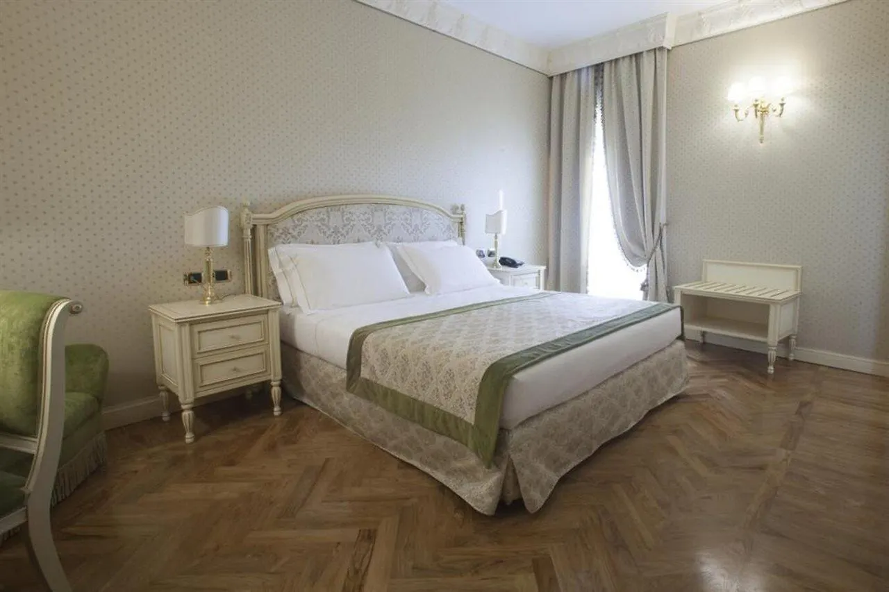 ****  Hotel Marconi Milan Italie